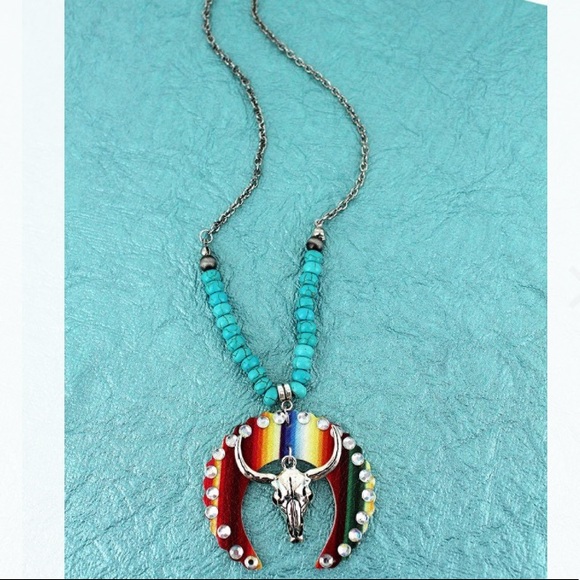 🌻 BOHO SERAPE CRESCENT STEER SKULL NECKLACES 🌻 - Picture 1 of 2